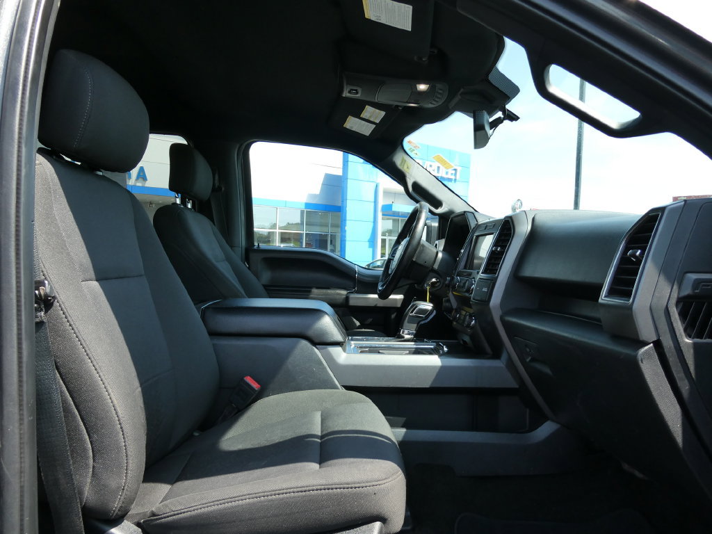 Used 2019 Ford F150 XLT w/ Equipment Group 302A Luxury AWD/4WD image 13