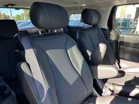 New 2026 Kia Carnival SX Prestige image 23