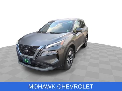Used 2021 Nissan Rogue SV AWD/4WD image 3