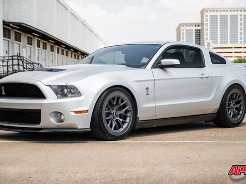 Used 2011 Ford Mustang Shelby GT500 w/ SVT Performance Pkg RWD image 7