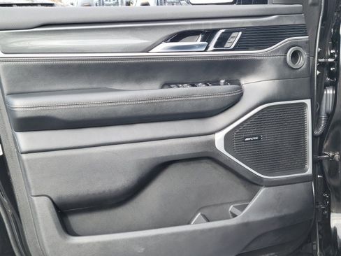 Used 2022 Jeep Wagoneer Series I image 7