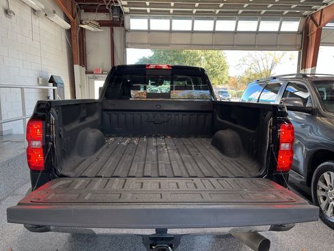 Used 2018 Chevrolet Silverado 2500 LTZ w/ Duramax Plus Package image 8
