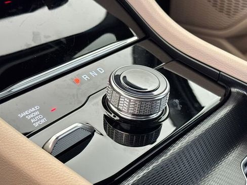 New 2025 Jeep Grand Cherokee Limited image 19