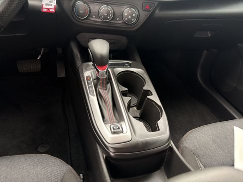 Used 2024 Chevrolet Trax RS w/ Driver Confidence Package FWD image 15