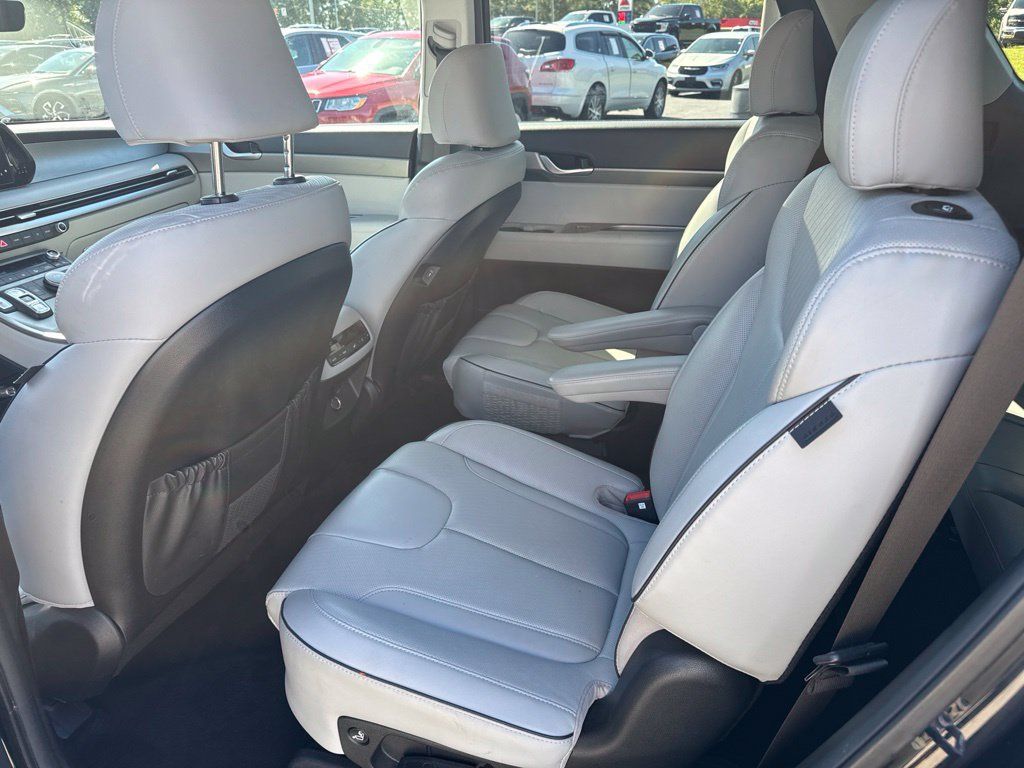 Used 2025 Hyundai Palisade SEL FWD image 9