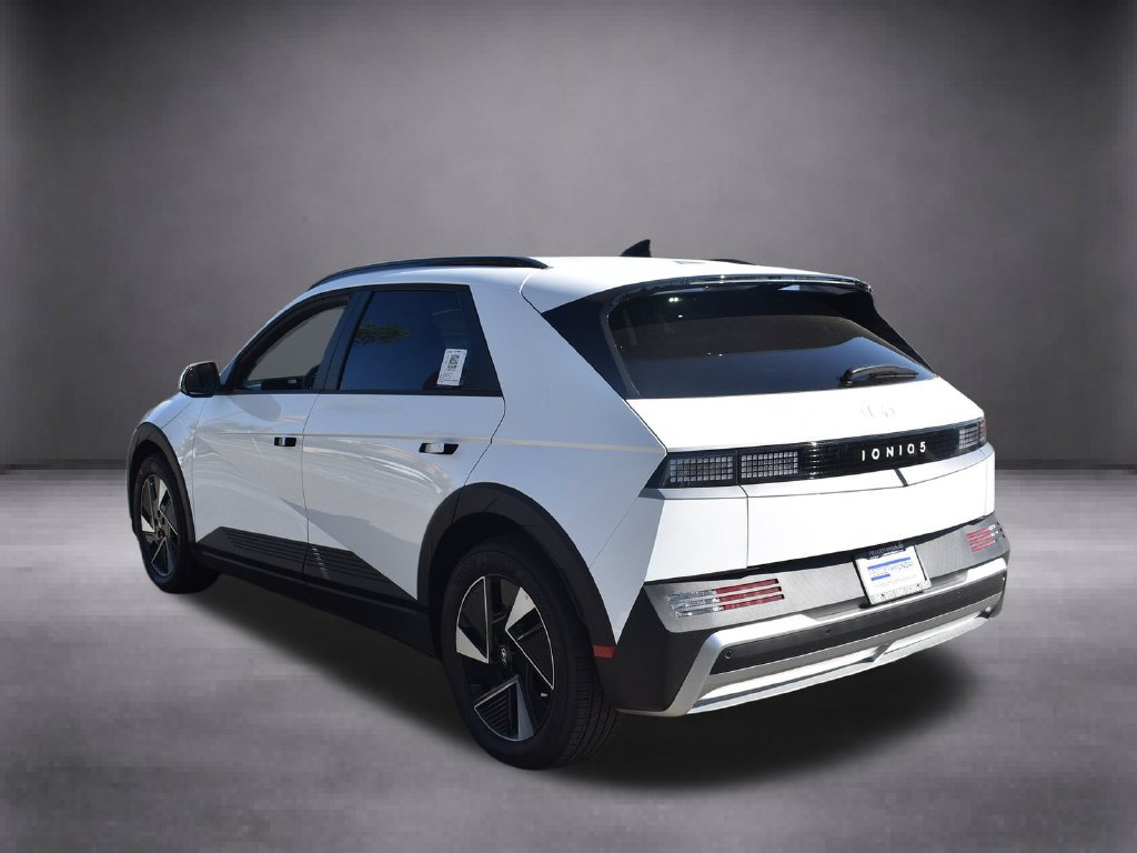 New 2027 Hyundai Ioniq 5 SEL RWD image 6