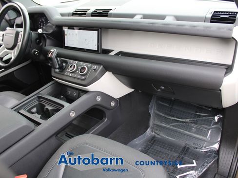 Used 2021 Land Rover Defender 110 SE AWD/4WD image 29