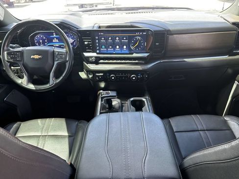 Used 2024 Chevrolet Silverado 1500 High Country w/ High Country Premium Package AWD/4WD image 26