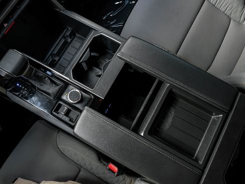 Used 2022 Toyota Tundra SR5 image 23