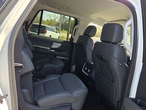 New 2026 Ford Expedition Max Active RWD image 17