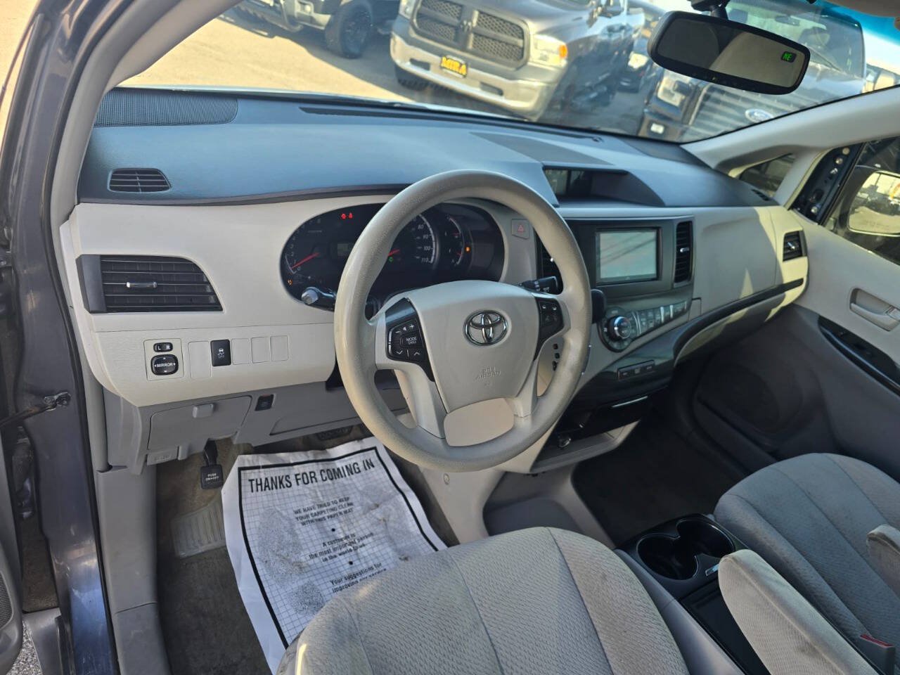 Used 2014 Toyota Sienna LE FWD image 17
