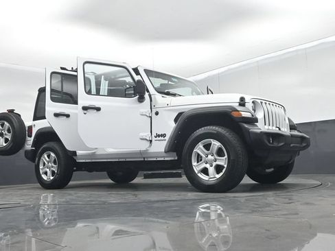 Used 2022 Jeep Wrangler Unlimited Sport AWD/4WD image 69