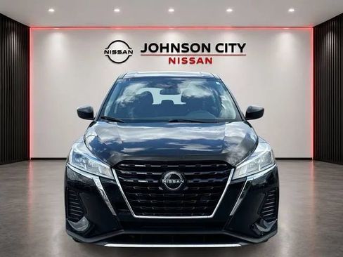Used 2025 Nissan Kicks Play S FWD image 10