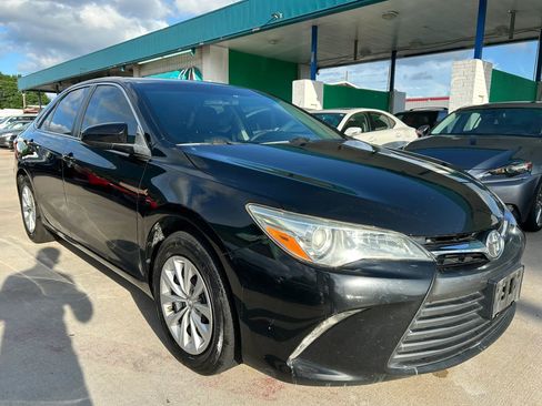 Used 2016 Toyota Camry LE FWD image 7