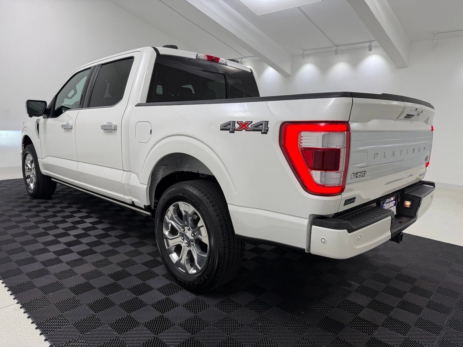Used 2022 Ford F150 Platinum w/ Equipment Group 701A High AWD/4WD image 5