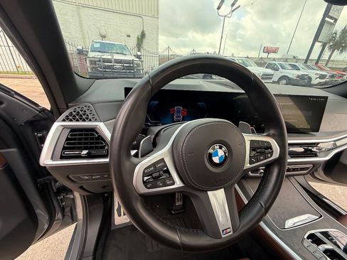 Used 2024 BMW X5 sDrive40i w/ M Sport Package RWD image 24