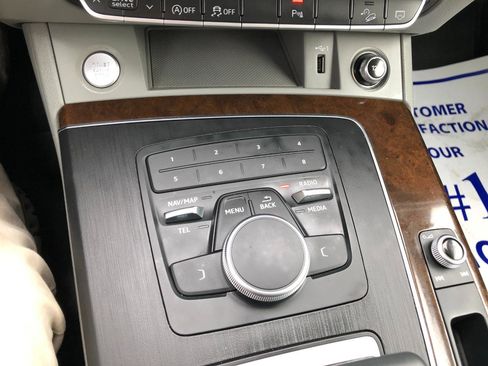 Used 2020 Audi Q5 2.0T Premium w/ Convenience Package image 22