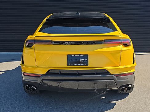Used 2023 Lamborghini Urus Performante image 6