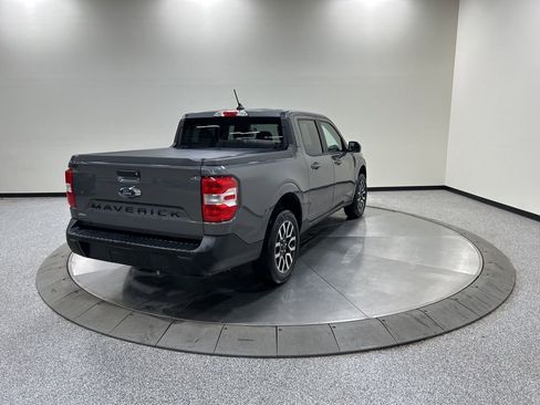 Used 2022 Ford Maverick Lariat image 7