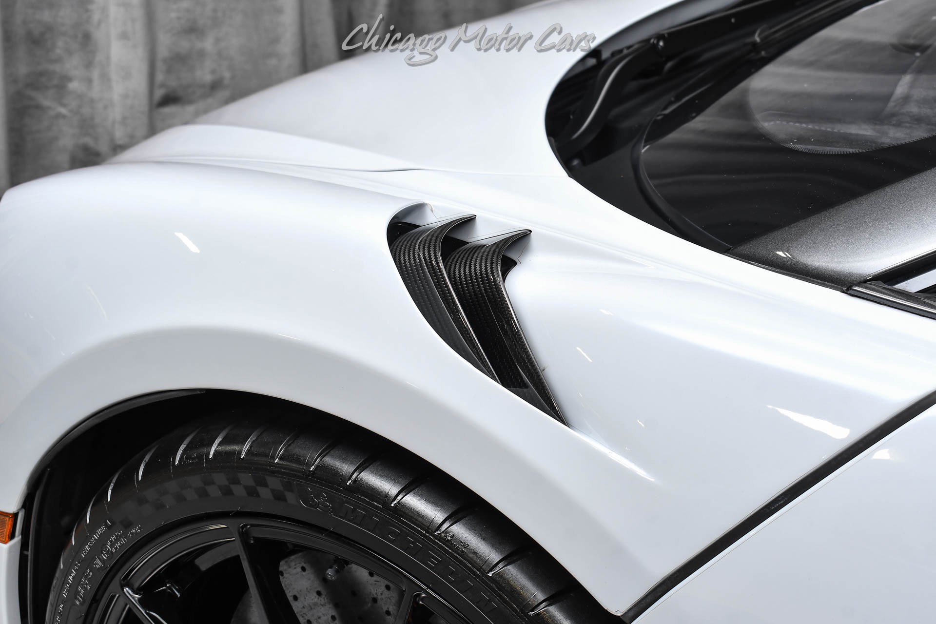 Used 2020 McLaren 600LT Spider RWD image 32