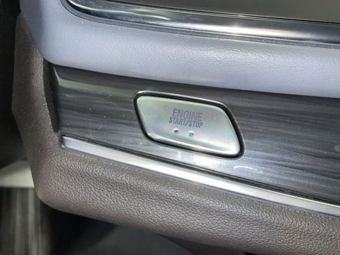 Used 2021 Buick Enclave Preferred image 16