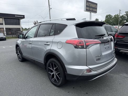 Used 2016 Toyota RAV4 SE FWD image 6