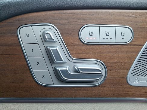 Used 2020 Mercedes-Benz GLE 350 4MATIC image 26