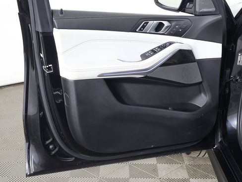 Used 2024 BMW X5 M60i image 29