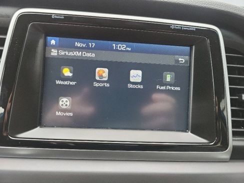 Used 2019 Hyundai Sonata SEL image 15