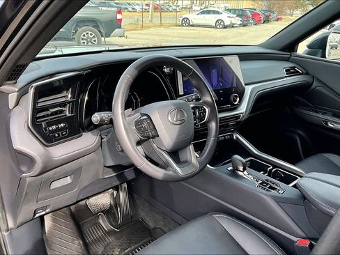 Used 2024 Lexus TX 350 AWD image 17