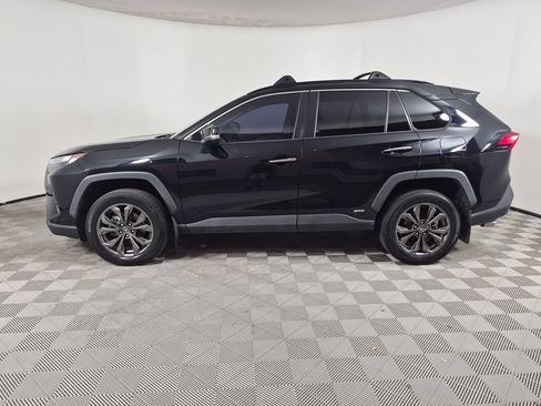 Used 2022 Toyota RAV4 Limited AWD/4WD image 6
