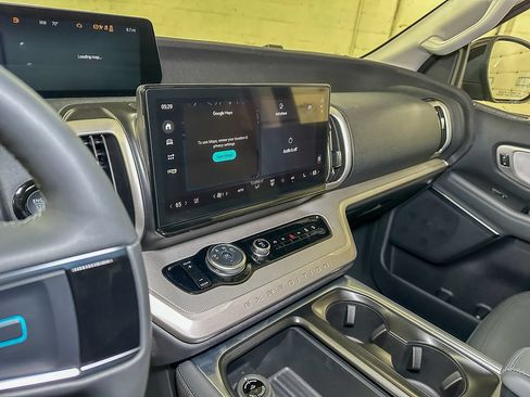 New 2027 Ford Expedition Active AWD/4WD image 33