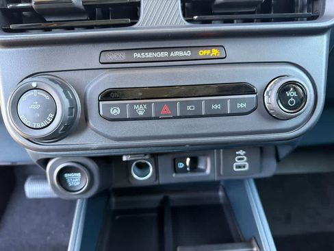 New 2026 Ford Maverick Lariat w/ Black Appearance Package AWD/4WD image 27