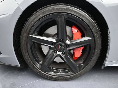 Used 2024 Chevrolet Corvette Stingray Preferred Conv w/ Z51 Performance Package RWD image 22