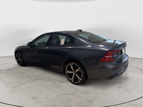 Certified 2025 Volvo S60 B5 Core image 4