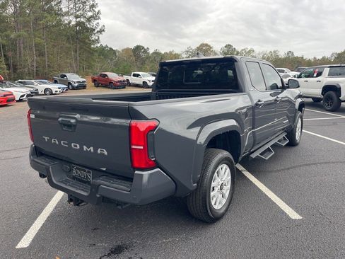 Used 2024 Toyota Tacoma SR5 image 17