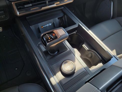 New 2025 GMC Hummer EV 3X w/ LPO, Sport Package image 18