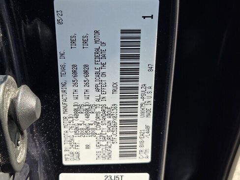 Used 2023 Toyota Tundra Limited w/ TRD Off-Road Package AWD/4WD image 28