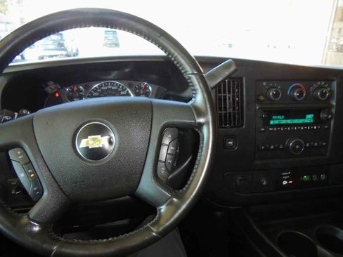 Used 2022 Chevrolet Express 2500 w/ Driver Convenience Package image 8