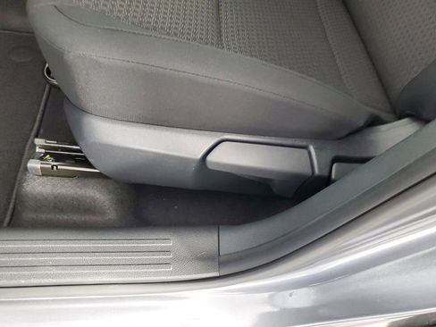 New 2026 Nissan Kicks S image 29