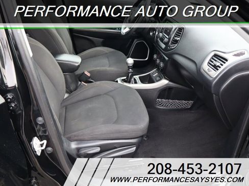 Used 2018 Jeep Compass Sport image 9