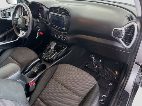 Used 2023 Kia Soul LX w/ Option Group 015 FWD image 29