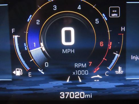 Used 2025 Chevrolet Equinox LT FWD image 9