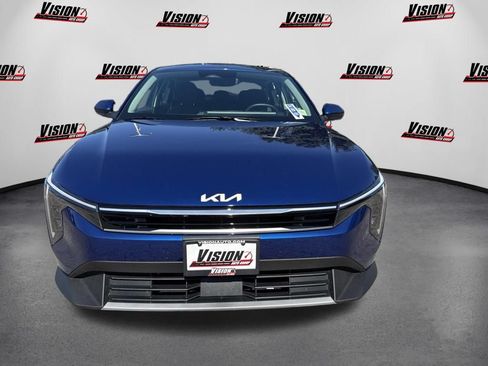 Certified 2025 Kia K4 EX FWD image 2
