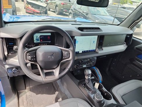 New 2024 Ford Bronco Black Diamond w/ Sasquatch Package image 10