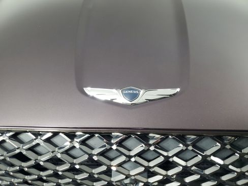 Used 2023 Genesis GV70 2.5T w/ Sport Prestige Package image 10