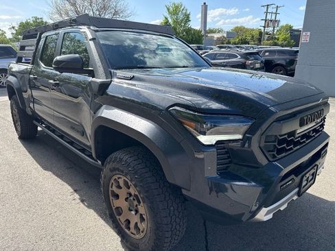 Used 2026 Toyota Tacoma 4x4 Double Cab Hybrid image 11