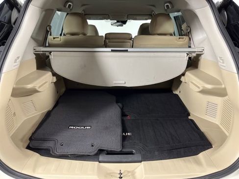 Used 2020 Nissan Rogue SV image 47