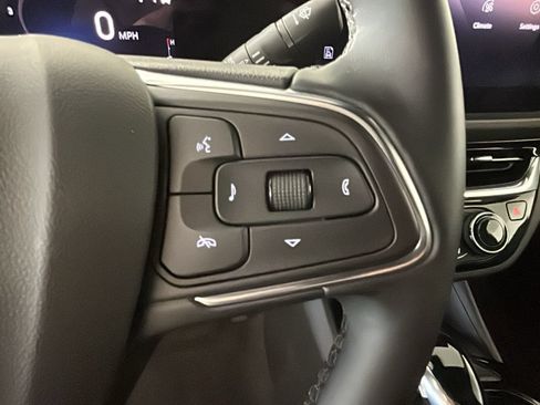 Used 2024 Buick Envista Sport Touring w/ Convenience I Package FWD image 21