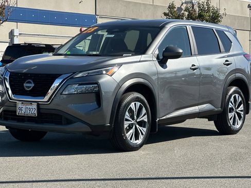 Used 2023 Nissan Rogue SV FWD image 8